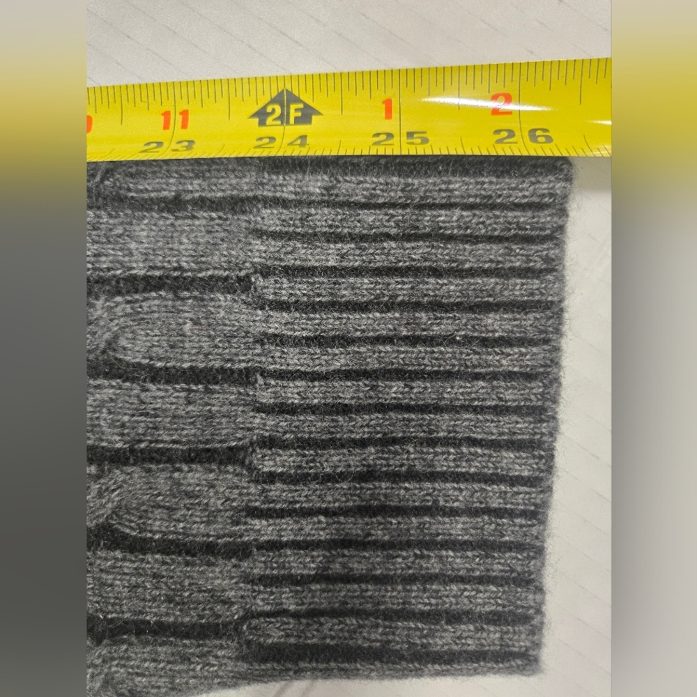 Amicale Cashmere Grey Cable Cashmere Sweater Umisex SZ L - Picture 6 of 13